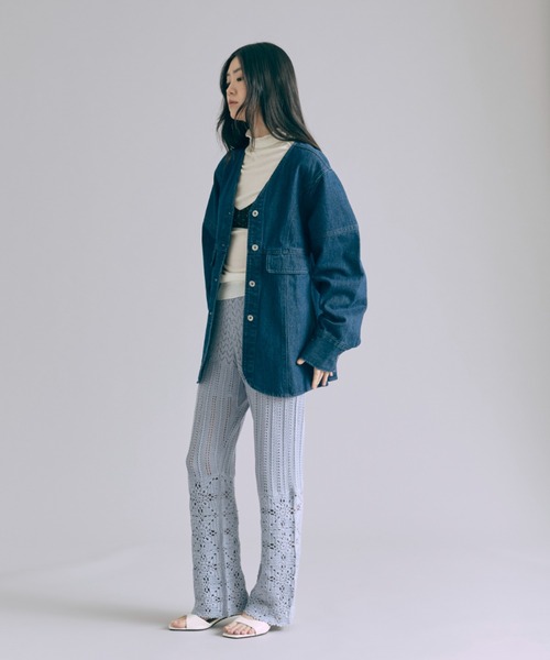 EN NEUME(エンノイム)の「Form Denim Jacket(デニムジャケット・レディース・ブルー/ブラック・1/0)」の19枚目の写真