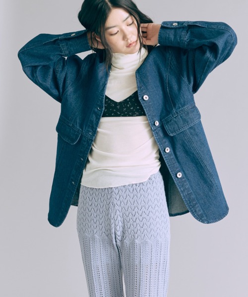 EN NEUME(エンノイム)の「Form Denim Jacket(デニムジャケット・レディース・ブルー/ブラック・1/0)」の11枚目の写真