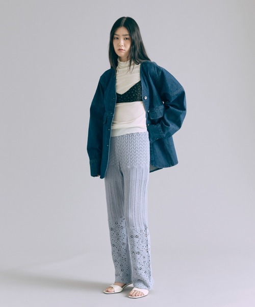 EN NEUME(エンノイム)の「Form Denim Jacket(デニムジャケット・レディース・ブルー/ブラック・1/0)」の14枚目の写真