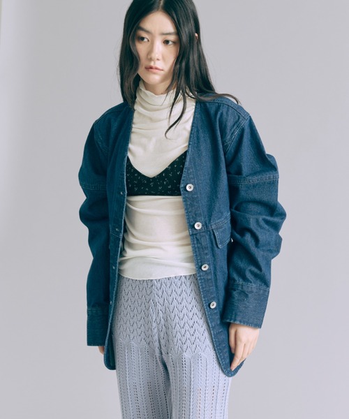 EN NEUME(エンノイム)の「Form Denim Jacket(デニムジャケット・レディース・ブルー/ブラック・1/0)」の10枚目の写真