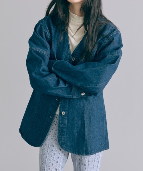 EN NEUME(エンノイム)の「Form Denim Jacket(デニムジャケット・レディース・ブルー/ブラック・1/0)」の13枚目の写真