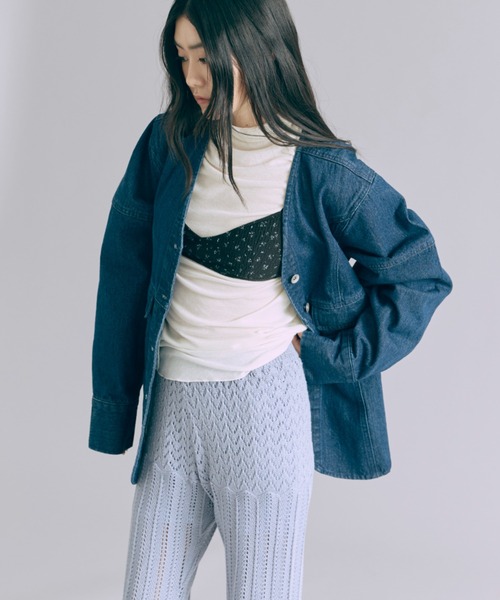 EN NEUME(エンノイム)の「Form Denim Jacket(デニムジャケット・レディース・ブルー/ブラック・1/0)」の9枚目の写真