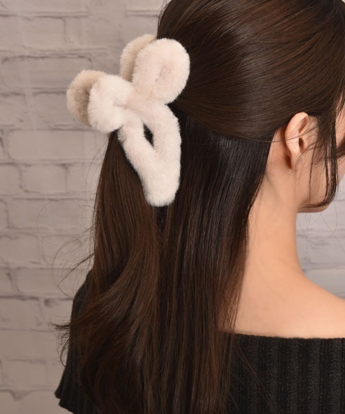 セール】【float】もこもこ フェイクファー リボン バンスクリップ