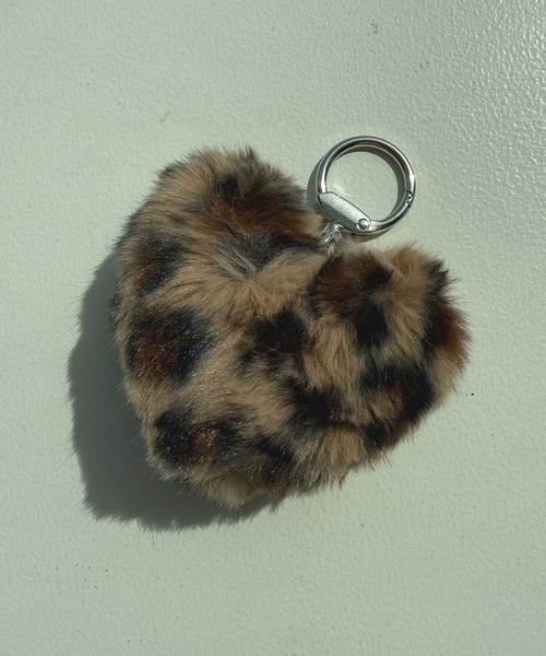 kutir（クティール）の「kutirlune／アニマル柄キーホルダー（キーホルダー・レディース・ベージュ/ピンク・FREE）」の5枚目の写真