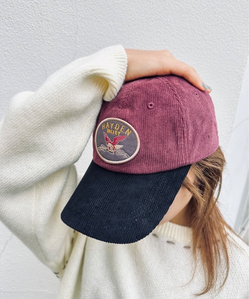 AVIREX(アヴィレックス)の「AVIREX / AX EX AUTHENTIC EAGLEMOTIF WAPPEN CO / 81263600(キャップ・レディース・ブラック/エンジ・FREE)」の1枚目の写真