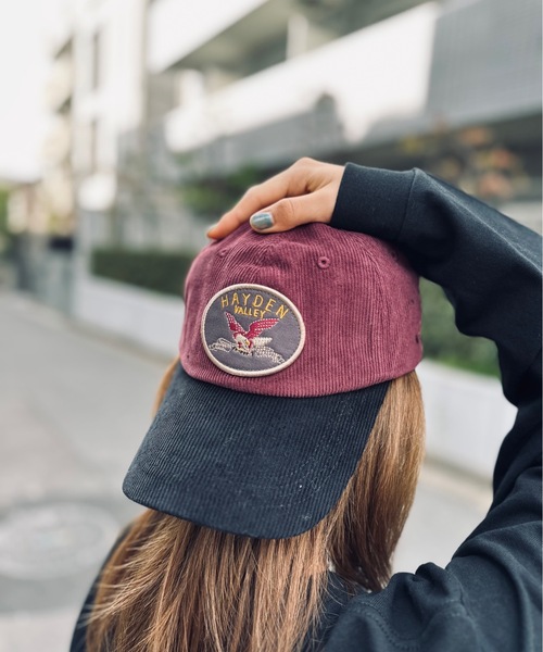 AVIREX(アヴィレックス)の「AVIREX / AX EX AUTHENTIC EAGLEMOTIF WAPPEN CO / 81263600(キャップ・レディース・ブラック/エンジ・FREE)」の6枚目の写真