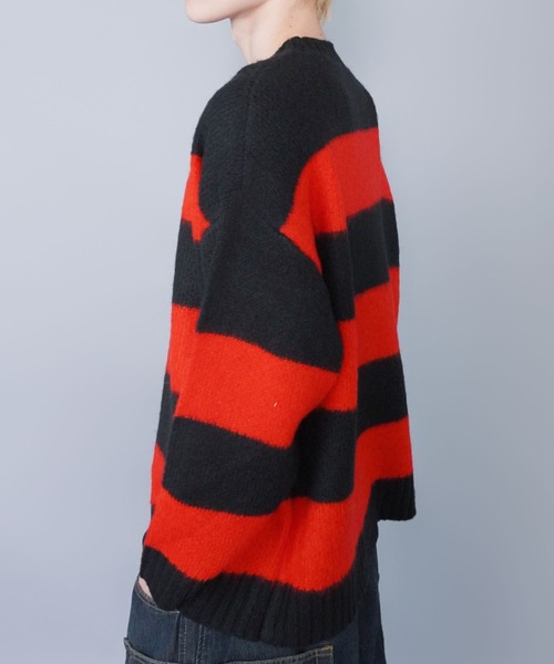 SPINNS（スピンズ）の「モヘアタッチボーダーニット/太めボーダー/チクチクしない軽い着心地（ニット/セーター・メンズ・ホワイト×ブラック/グレー系その他/ブラウン系その他/ブルー系その他/レッド系その他/ピンク系その他・ONESIZE）」の9枚目の写真