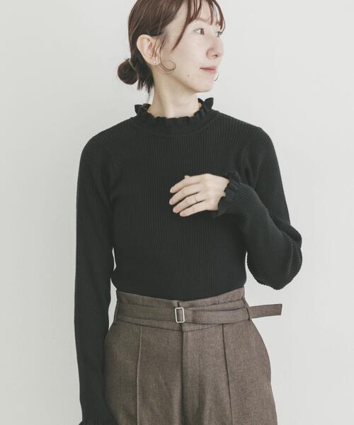 ITEMS URBANRESEARCH（アイテムズ アーバンリサーチ）の「フリルリブニット（ニット/セーター・レディース・モカ/オフホワイト/ブラック・FREE）」の21枚目の写真