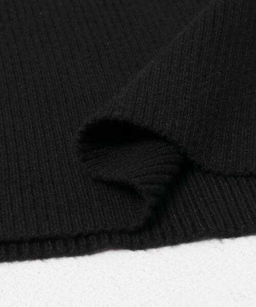 ITEMS URBANRESEARCH（アイテムズ アーバンリサーチ）の「フリルリブニット（ニット/セーター・レディース・モカ/オフホワイト/ブラック・FREE）」の4枚目の写真