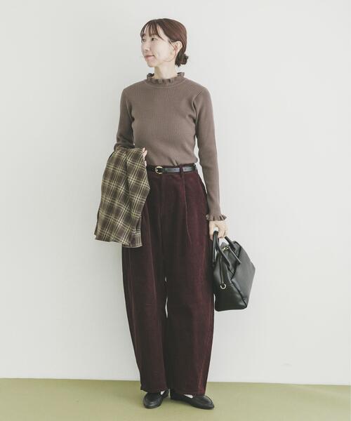 ITEMS URBANRESEARCH（アイテムズ アーバンリサーチ）の「フリルリブニット（ニット/セーター・レディース・モカ/オフホワイト/ブラック・FREE）」の16枚目の写真