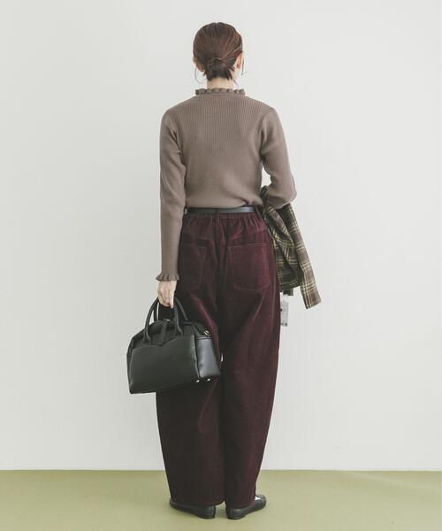 ITEMS URBANRESEARCH（アイテムズ アーバンリサーチ）の「フリルリブニット（ニット/セーター・レディース・モカ/オフホワイト/ブラック・FREE）」の18枚目の写真