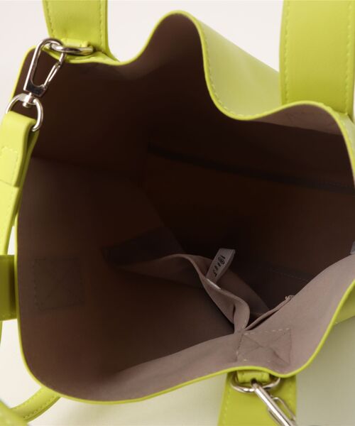 Cheek（チーク）の「rivet 2way tote（トートバッグ・レディース・イエロー/パープル/キャメル/ブラック・FREE）」の8枚目の写真