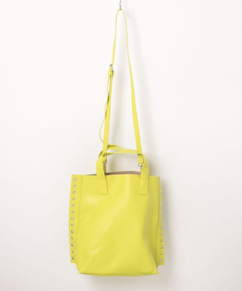 Cheek(チーク)の「rivet 2way tote(トートバッグ・レディース・イエロー/パープル/キャメル/ブラック/シルバー・FREE)」の16枚目の写真