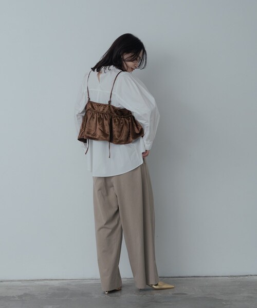 GALLEST（ギャレスト）の「【一部店舗限定】サテンビスチェキャミソール（シャツ/ブラウス・レディース・ブラック/ブラウン系その他・38）」の5枚目の写真