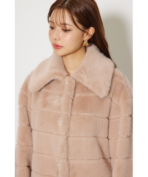 rienda(リエンダ)の「ニュアンスラインフェイクファーコート 秋服 冬服(ムートンコート・レディース・アイボリー/ベージュ・MEDIUM/SMALL)」の17枚目の写真