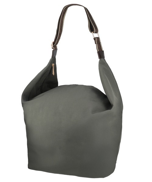 Clelia(クレリア)の「軽量ナイロンショルダーバッグ/Lサイズ(ショルダーバッグ・レディース・ブラック/オリーブ/パープル/ネイビー/サンドグレー・ONE SIZE)」の14枚目の写真
