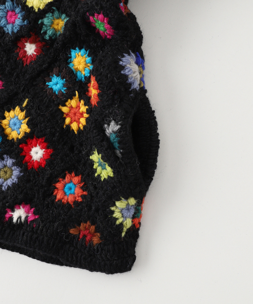 MacMahon Knitting MillsV-Neck Zip Cardigan-Diamond