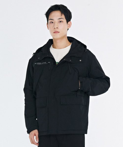 CHASECULT（チェイスカルト）の「男性ポケットディテールフードジャケット-CARK4112B03（ナイロンジャケット・メンズ・ブラック・100/105/110/95）」の4枚目の写真
