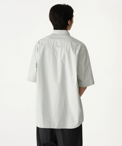 MUSINSA STANDARD（ムシンサスタンダード）の「リラックスドウォッシュドポプリン半袖シャツ[ダスティミント]（シャツ/ブラウス・メンズ・その他・SMALL/MEDIUM/LARGE/X-LARGE/XX-LARGE）」の3枚目の写真