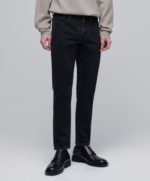 MUSINSA STANDARD（ムシンサスタンダード）の「CONE スリムクロップデニムパンツ [ウォッシュドブラック]（デニムパンツ・メンズ・その他・26/27）」の2枚目の写真