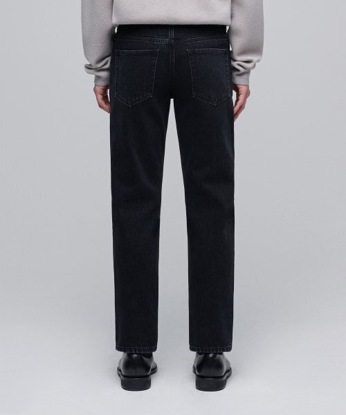 MUSINSA STANDARD（ムシンサスタンダード）の「CONE スリムクロップデニムパンツ [ウォッシュドブラック]（デニムパンツ・メンズ・その他・26/27）」の4枚目の写真