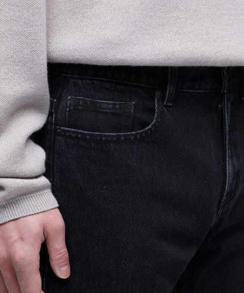 MUSINSA STANDARD（ムシンサスタンダード）の「CONE スリムクロップデニムパンツ [ウォッシュドブラック]（デニムパンツ・メンズ・その他・26/27）」の6枚目の写真