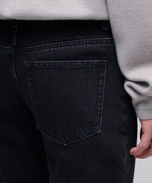 MUSINSA STANDARD（ムシンサスタンダード）の「CONE スリムクロップデニムパンツ [ウォッシュドブラック]（デニムパンツ・メンズ・その他・26/27）」の7枚目の写真
