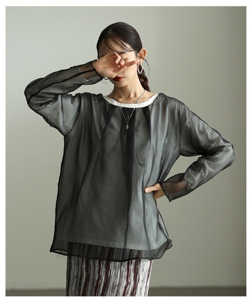 Sawa a la mode(サワアラモード)の「オーガンジーレイヤードプルオーバー(シャツ/ブラウス・レディース・ブラック/ブラック×グレー・FREE)」の6枚目の写真