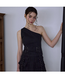 Unbalance Eyelet Top [Black]