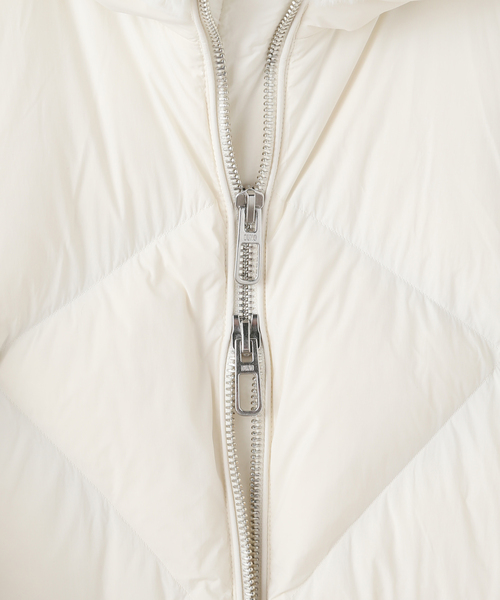 DUNO（デュノ）の「《WEB・一部店舗限定》DUNO/デュノ JENNA(ジェンナ/ホワイト)（ダウンジャケット/コート・レディース・ホワイト・SMALL/MEDIUM）」の4枚目の写真