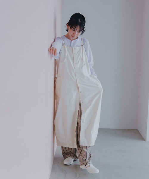 D.M.G.（ドミンゴ）の「[D.M.G / ディーエムジー] ムラバックサテン ワークサロペットスカート（サロペット/オーバーオール・レディース・ブラック/キナリ・FREE）」の9枚目の写真