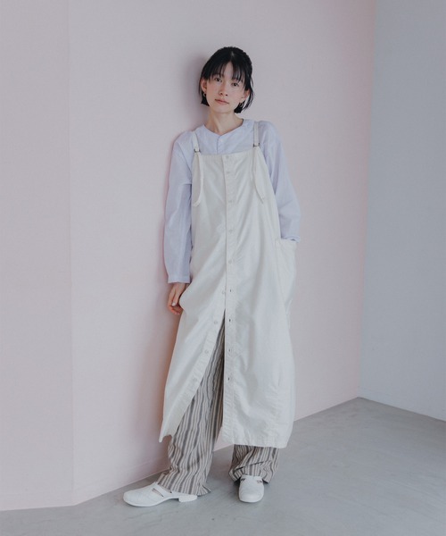 D.M.G.（ドミンゴ）の「[D.M.G / ディーエムジー] ムラバックサテン ワークサロペットスカート（サロペット/オーバーオール・レディース・ブラック/キナリ・FREE）」の10枚目の写真