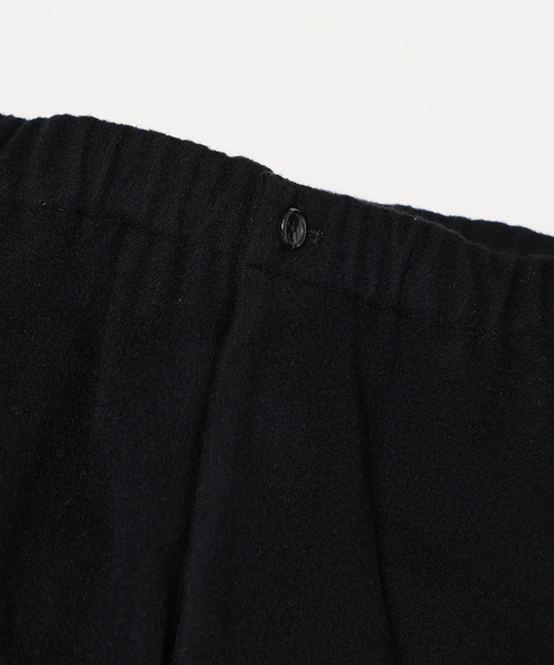 EDIFICE（エディフィス）の「E.WOOL SHAGGY WIDE イージーパンツ（スラックス・メンズ・ブラック・44/46/48）」の6枚目の写真