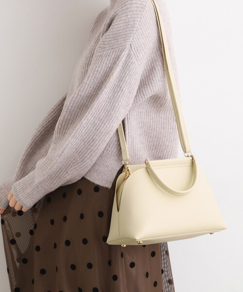 grove（グローブ）の「【ハレの日にもデイリーにも】バーハンドルラウンド2WAYトート（ハンドバッグ・レディース・ブラック/イエロー系その他/ライトグレー/ピンク・00）」の3枚目の写真