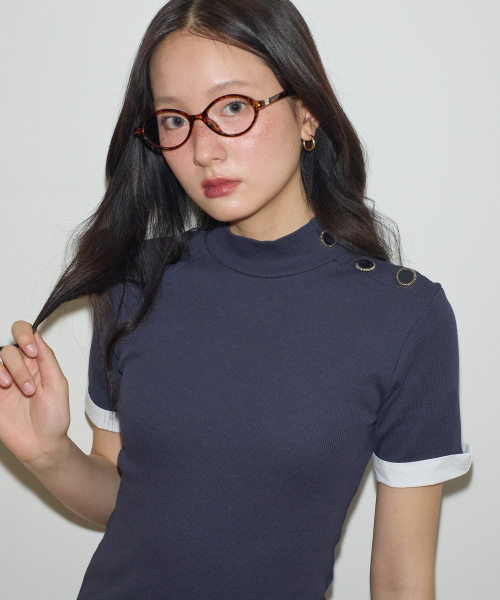 SALON DE YOHN(サロンドヨーン)の「Button Point Short Sleeve Mini Dress_ Navy(ワンピース・レディース・その他・SMALL/MEDIUM)」の3枚目の写真