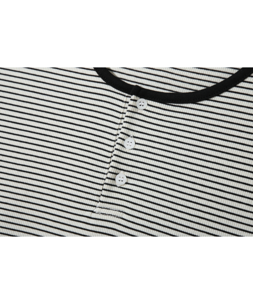 BASEMOMENT（ベースモーメント）の「ストライプヘンリーネックリブTシャツアイボリー（Tシャツ/カットソー・メンズ・その他・MEDIUM/LARGE）」の5枚目の写真
