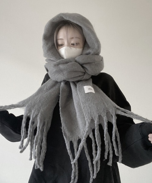 YACA（ヤーカ）の「Volume Muffler/ボリュームマフラー（マフラー・レディース・ブラック/グレー・FREE）」の9枚目の写真