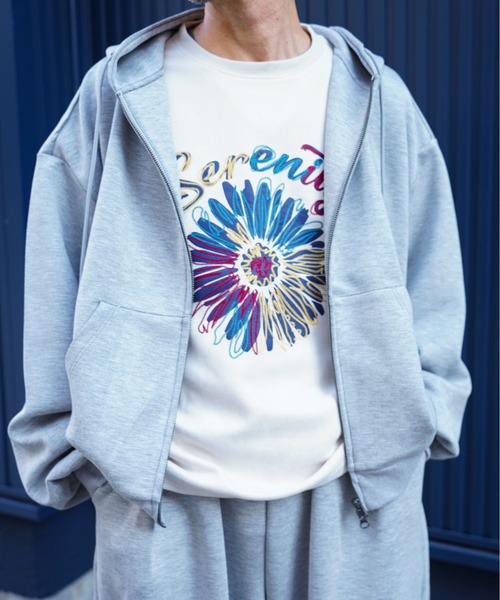 ATELANE（アテレーン）の「ATELANE / スウェードポンチ/アソート/刺繍デザイン/ロングスリーブ（Tシャツ/カットソー・メンズ・ベージュ/ブラック系その他2/ブラック/ブルー/ホワイト系その他2/ブラック系その他/グレー/ホワイト系その他/アイボリー・LARGE/X-LARGE/MEDIUM）」の2枚目の写真