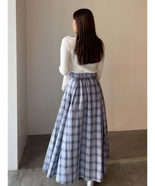 LAGUNAMOON（ラグナムーン）の「シアーパターンカフスリブニットプルオーバー（ニット/セーター・レディース・ブラック/ラベンダー/ホワイト・FREE）」の10枚目の写真