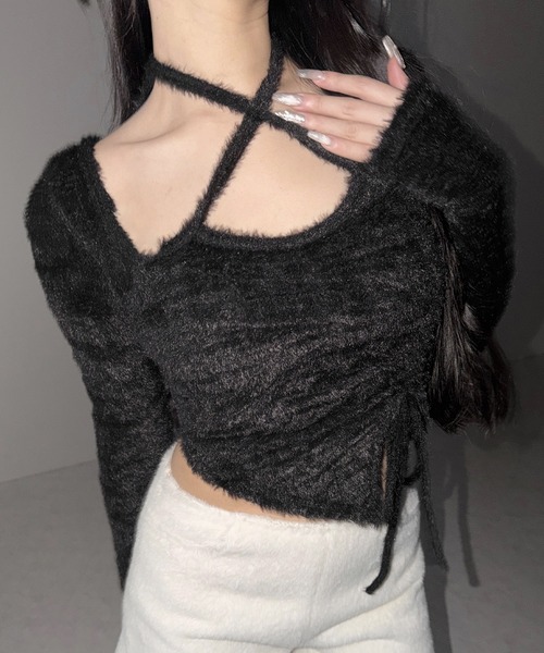 me+em select(ミームセレクト)の「※※【 3color 】クロスネックシャーリングリボンシャギートップス / cross neck shirring ribbon shaggy tops(その他トップス・レディース・ホワイト/ブラック/グレー・FREE)」の4枚目の写真