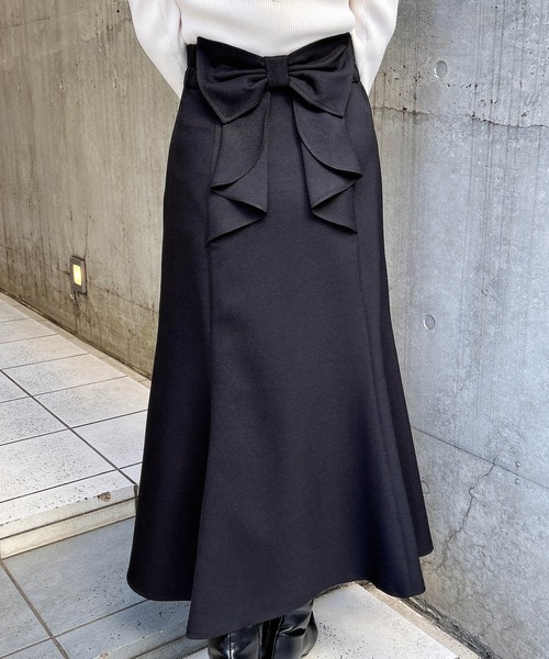 INGNI（イング）の「バックリボンマーメイドスカート（スカート・レディース・ブラック系その他3/ライトベージュ/ブラック・FREE）」の19枚目の写真