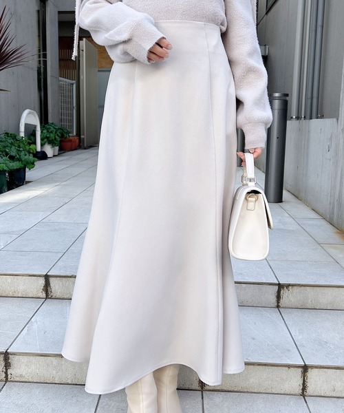 INGNI（イング）の「バックリボンマーメイドスカート（スカート・レディース・ブラック系その他3/ライトベージュ/ブラック・FREE）」の14枚目の写真