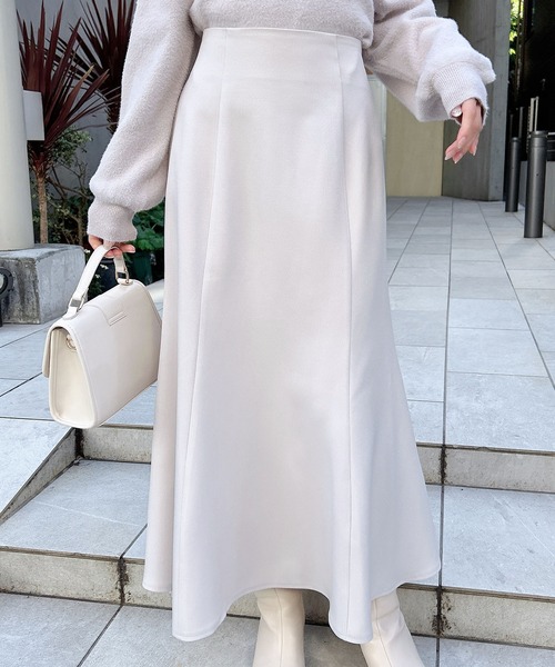 INGNI（イング）の「バックリボンマーメイドスカート（スカート・レディース・ブラック系その他3/ライトベージュ/ブラック・FREE）」の15枚目の写真