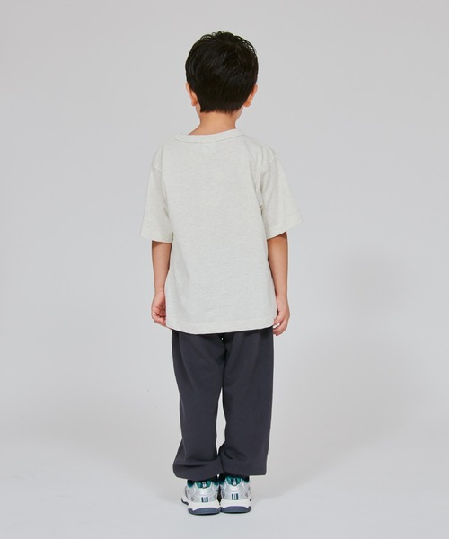 Champion（チャンピオン）の「【Champion/チャンピオン】キッズ ショートスリーブTシャツ（Tシャツ/カットソー・キッズ・グリーン系その他2/ネイビー/ホワイト/オートミール・120/110/100/160/150/140/130）」の20枚目の写真