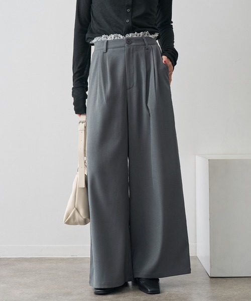 NOGLE（ノグル）の「【NOGLE/ノグル】ウエストフリルレーススラックス（スラックス・レディース・ブラック系/グレー/グレー系/アイボリー系/ブラック・FREE）」の3枚目の写真