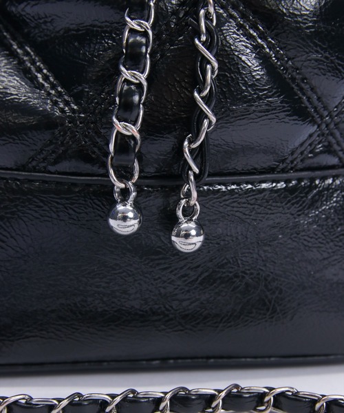 clear（クリア）の「キルティング巾着2WAYバッグ［大人 カジュアル 着回し力抜群］≪新作≫（ハンドバッグ・レディース・アイボリー/ブラック・F）」の5枚目の写真