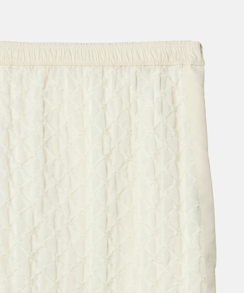 LE CIEL BLEU（ルシェルブルー）の「シフォンシュリンクレースペンシルスカート / Chiffon Shrink Lace Pencil Skirt（スカート・レディース・ホワイト/ブラック・34/36/38）」の10枚目の写真