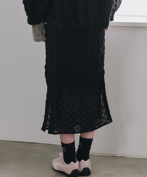 LE CIEL BLEU（ルシェルブルー）の「シフォンシュリンクレースペンシルスカート / Chiffon Shrink Lace Pencil Skirt（スカート・レディース・ホワイト/ブラック・34/36/38）」の18枚目の写真