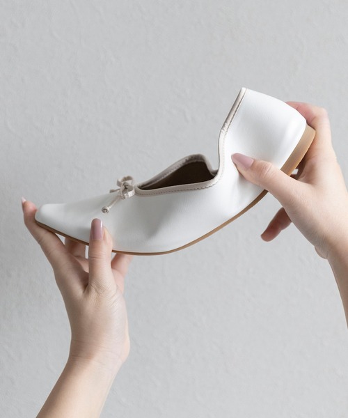 welleg（ウェレッグ）の「サテンリボン スクエアトゥ バレエシューズ（バレエシューズ・レディース・ホワイト系その他/アイボリー/ブラック/ブラウン・22.5cm/22.0cm/21.5cm/25.0cm/24.5cm/24.0cm/23.5cm/23.0cm/26.0cm/25.5cm）」の22枚目の写真