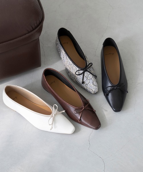 welleg（ウェレッグ）の「サテンリボン スクエアトゥ バレエシューズ（バレエシューズ・レディース・ホワイト系その他/アイボリー/ブラック/ブラウン・22.5cm/22.0cm/21.5cm/25.0cm/24.5cm/24.0cm/23.5cm/23.0cm/26.0cm/25.5cm）」の6枚目の写真